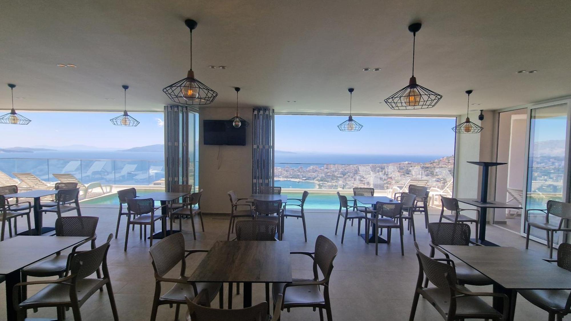 Hotel Sunset Shoreline - Sea View - Free Private Parking - Pool 4*