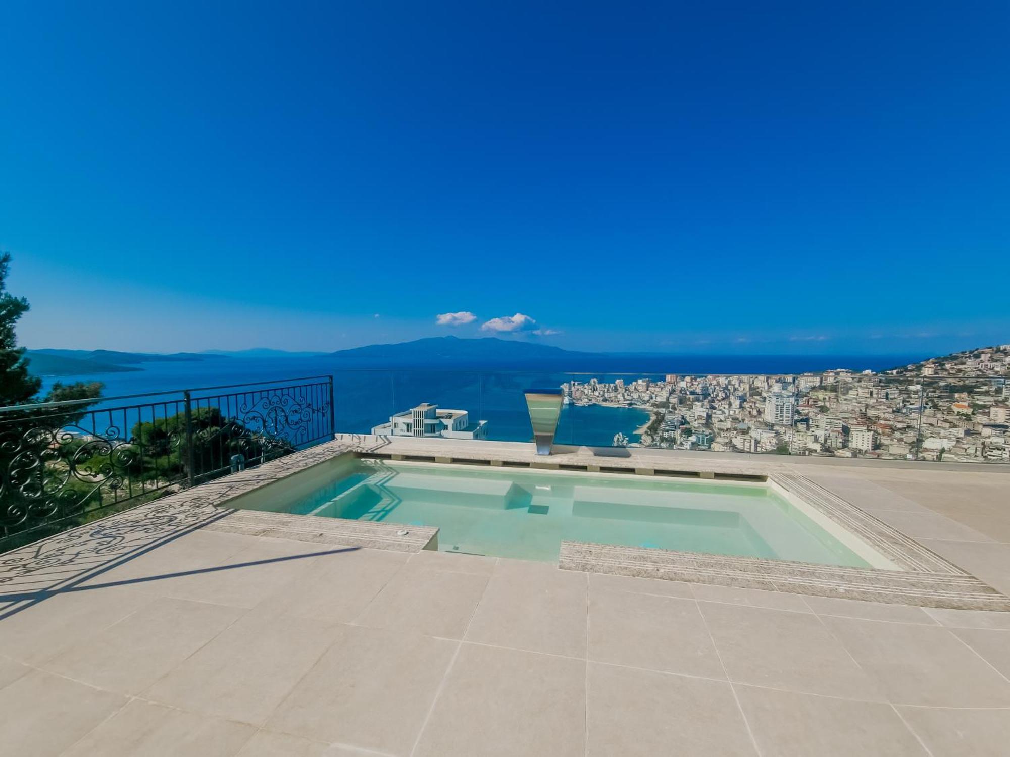 Sunset Shoreline - Sea View - Free Private Parking - Pool Hotel Sarande