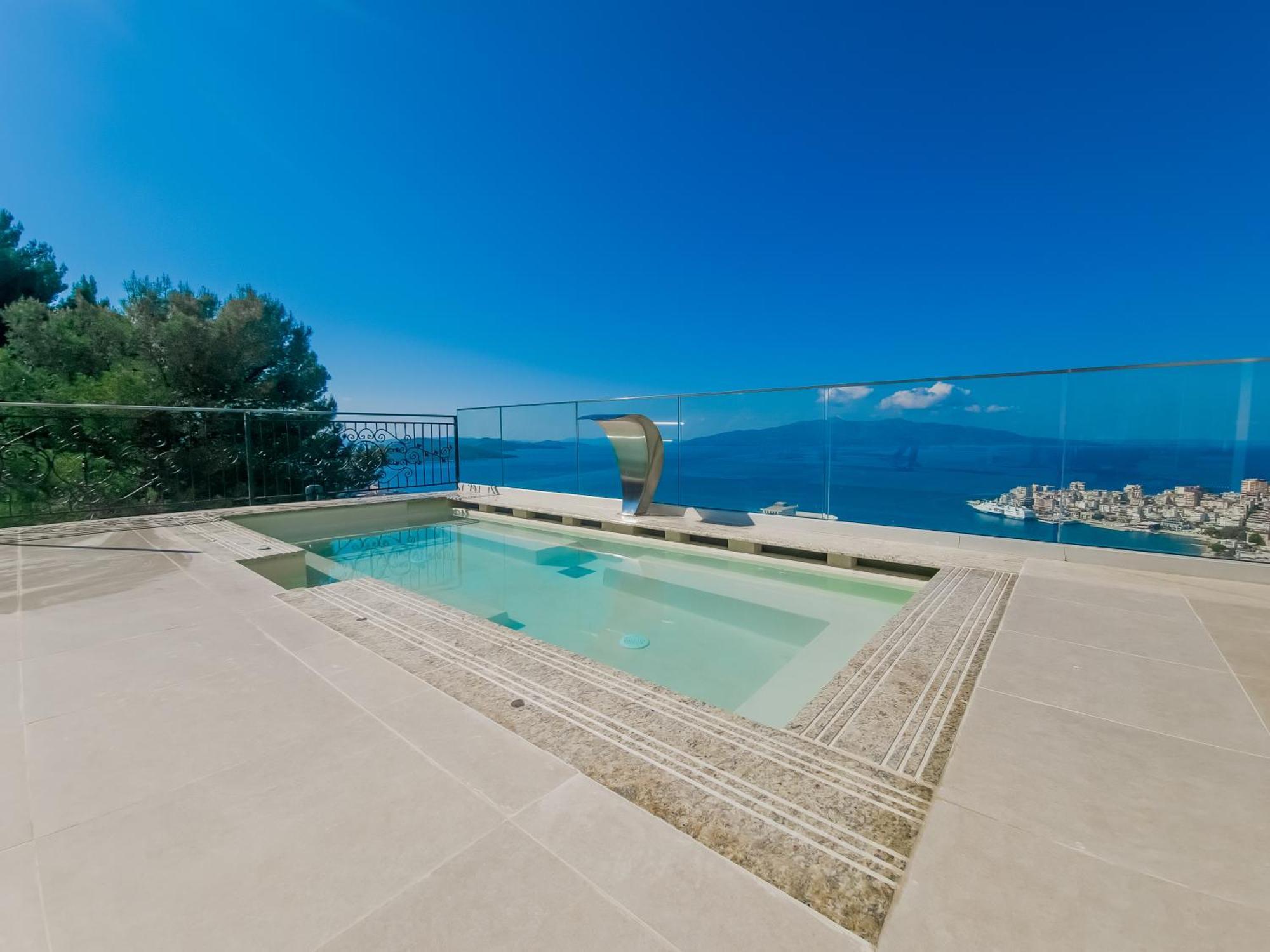 Sunset Shoreline - Sea View - Free Private Parking - Pool Hotel Sarande