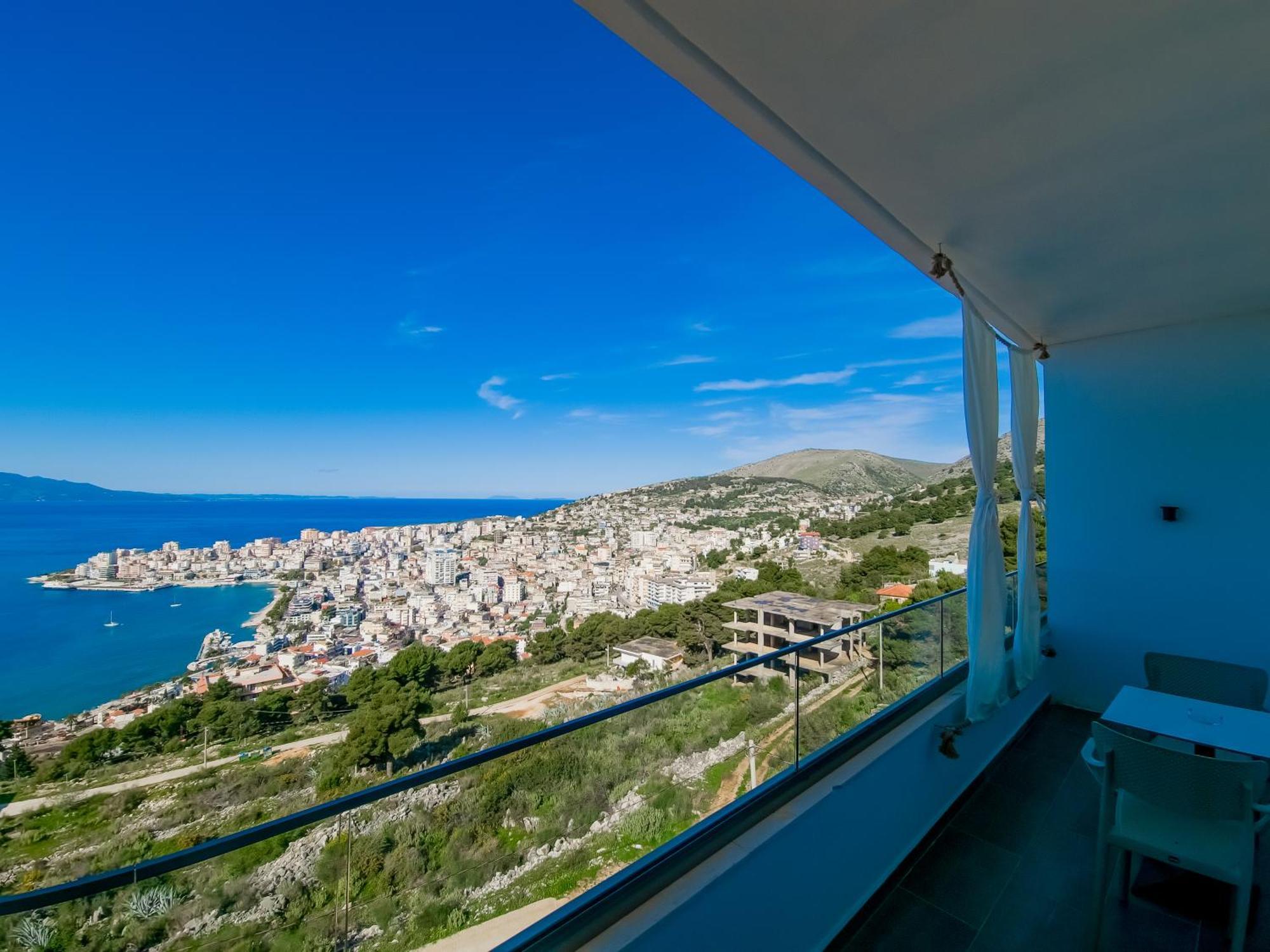 Hotel Sunset Shoreline - Sea View - Free Private Parking - Pool Sarande