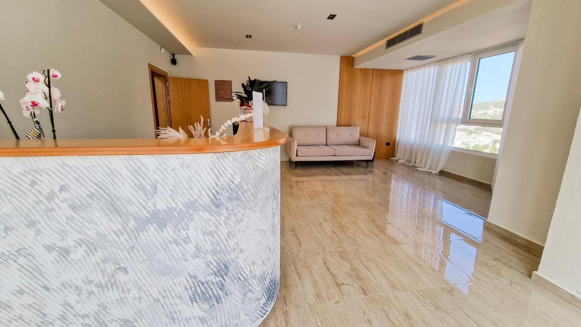 Sunset Shoreline - Sea View - Free Private Parking - Pool Hotel 4*