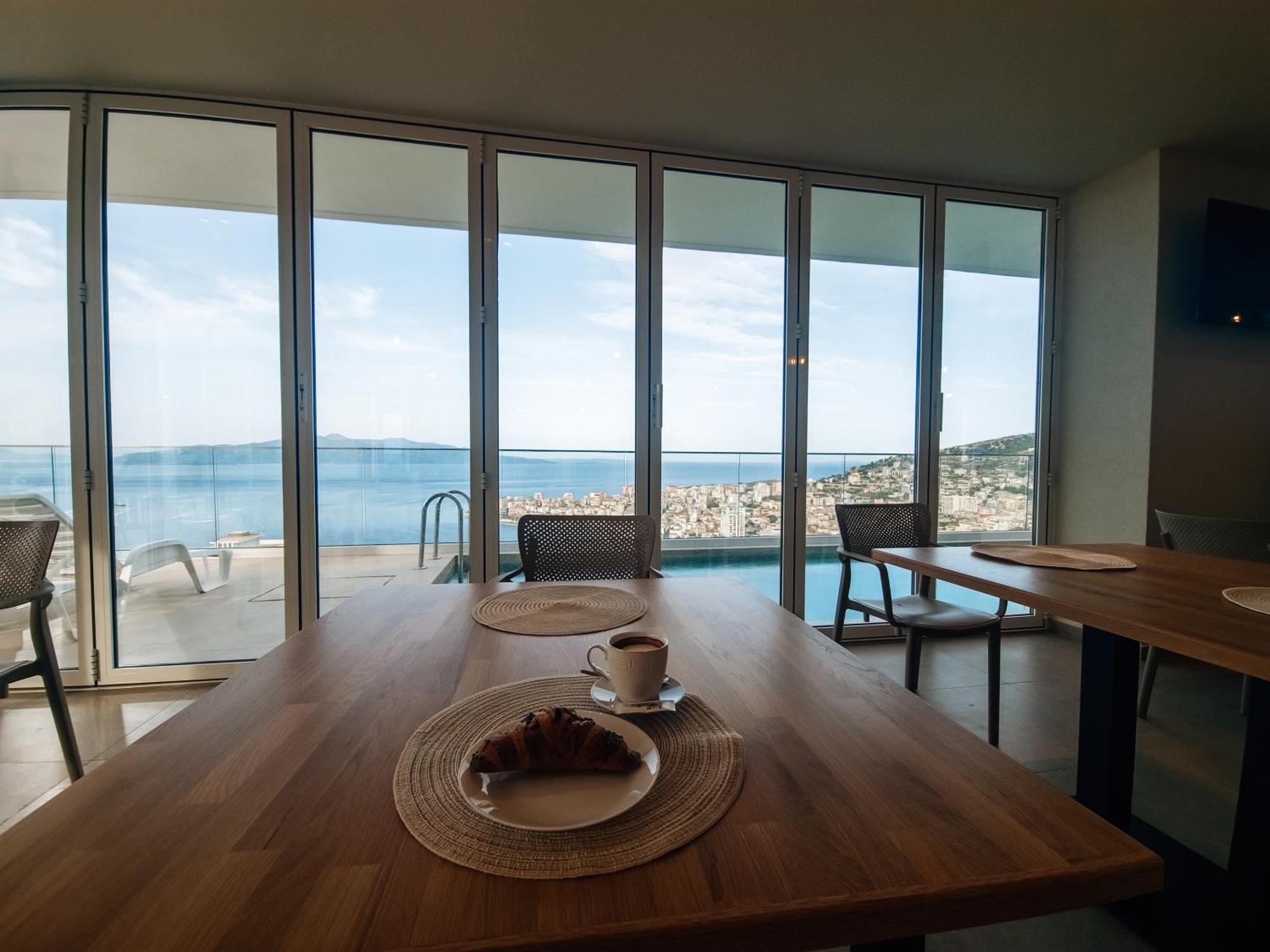 Hotel Sunset Shoreline - Sea View - Free Private Parking - Pool
