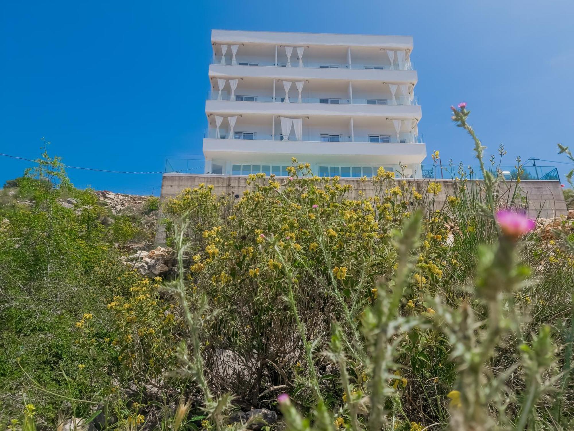 Hotel Sunset Shoreline - Sea View - Free Private Parking - Pool